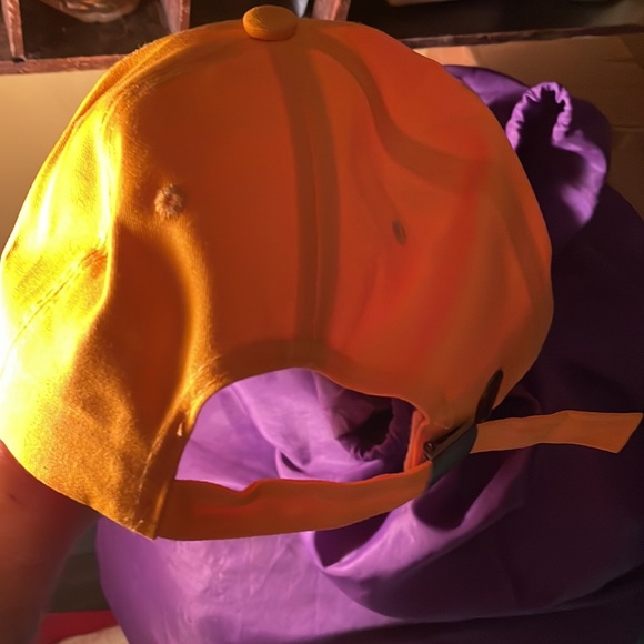 KOBE BRYANT 3PEAT LEATHER Jacket hugging 🏆 SNAPBACK BRAND NEW - Picture 2 of 3